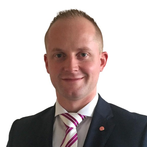 Kevin Straten - tecis