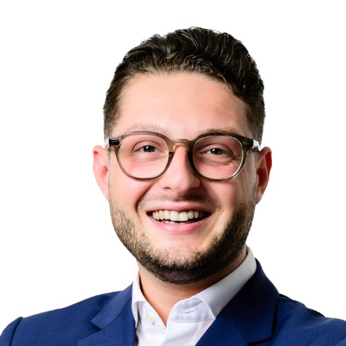 Nikolas Mai - tecis